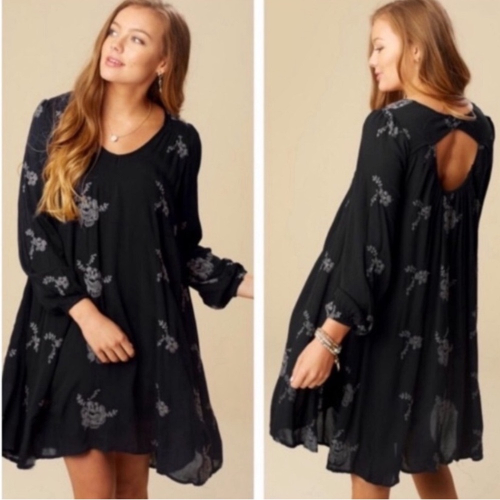 Altar’d State Boho Embroidered Floral Oversized Tunic Dress Balloon Sleeve Sz L